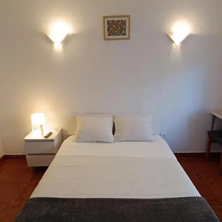 Pensión Residencial S. Giao 3*