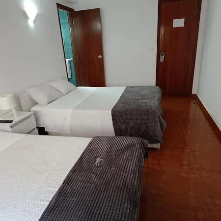 Residencial S. Giao Pensión 3*