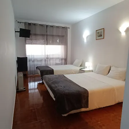 Residencial S. Giao بيت ضيافة 3*