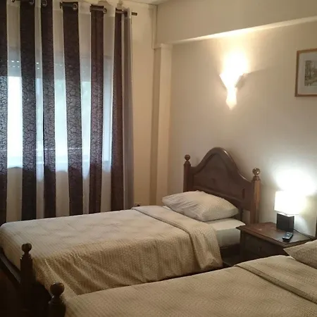 Residencial S. Giao Pensión 3*